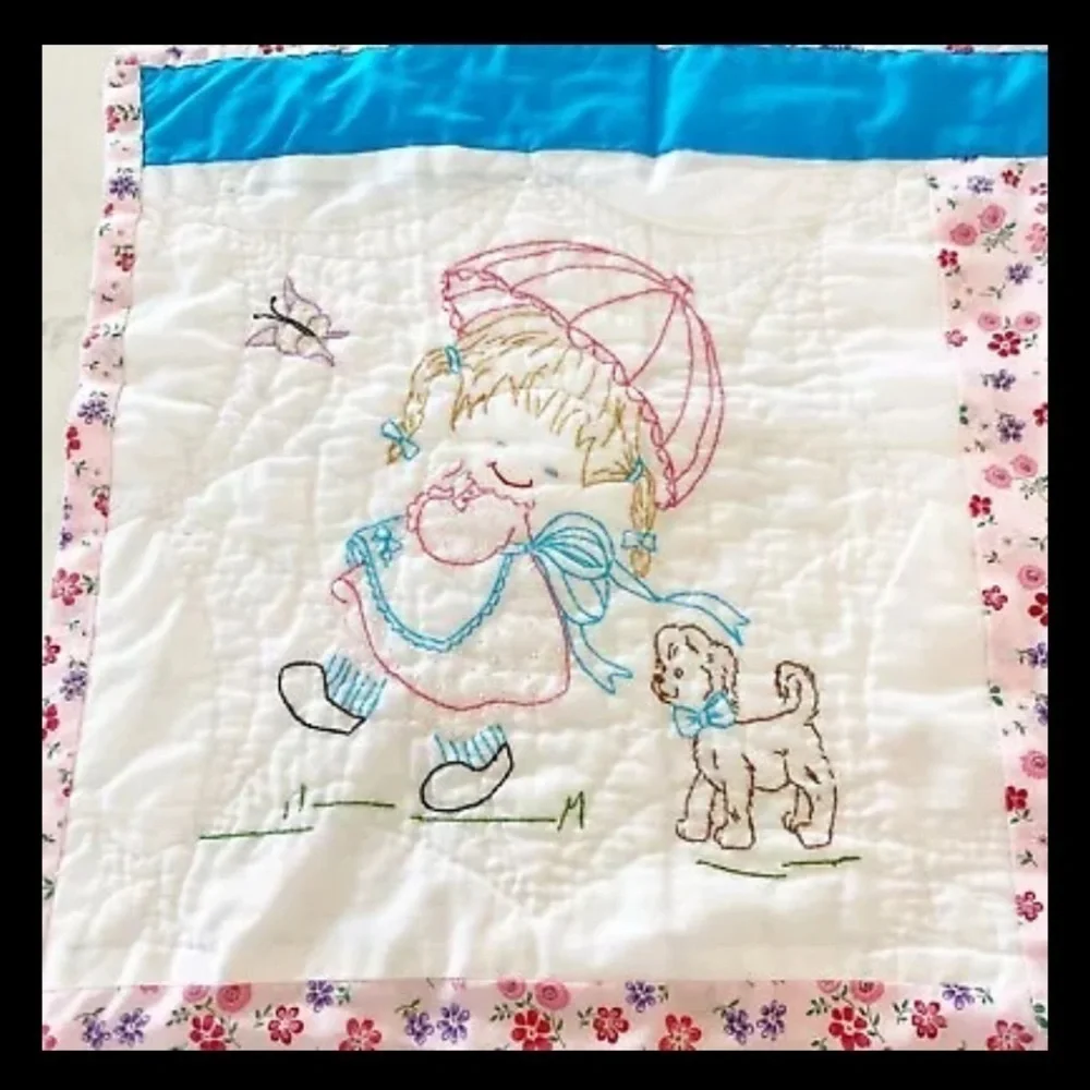 Vintage Handmade Embroidered Baby Crib Blanket Quilt Pink Floral Girls 39x43